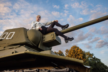 Molly Nilsson’s Synth-Pop Puts Politics Front and Center