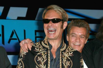 David Lee Roth Covers Gerry Rafferty’s “Baker Street”