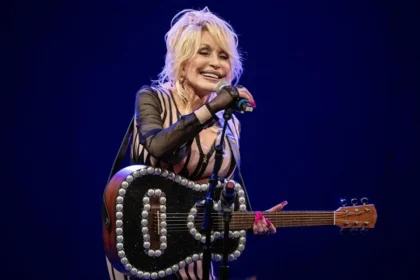 Dolly Parton: Queen of Country and 80’s Icon