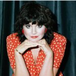 Linda Ronstadt’s Greatest Hits: A Countdown of Her Best Songs