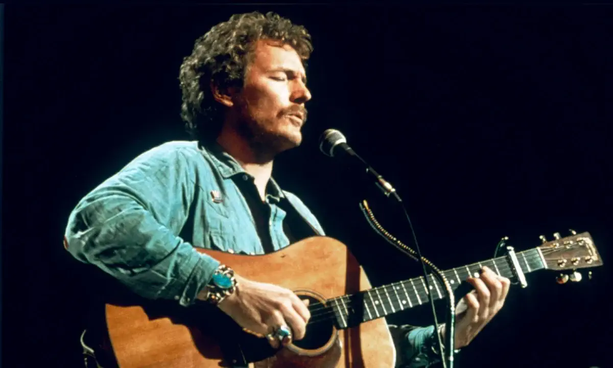 Gordon Lightfoot: Inside “If You Could Read My Mind”